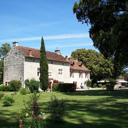 לינה וארוחת בוקר Saint-Jean-de-Thurac Domaine Du Noble מראה חיצוני תמונה